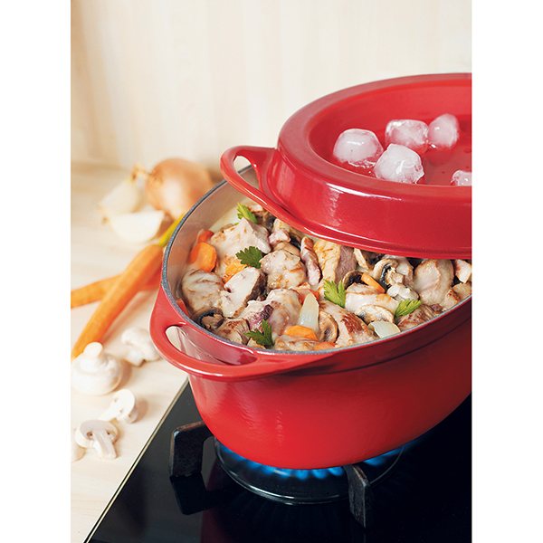 Cocotte fonte ovale Doufeu 32 cm 7,2 L cerise Le Creuset - Mathon - 3