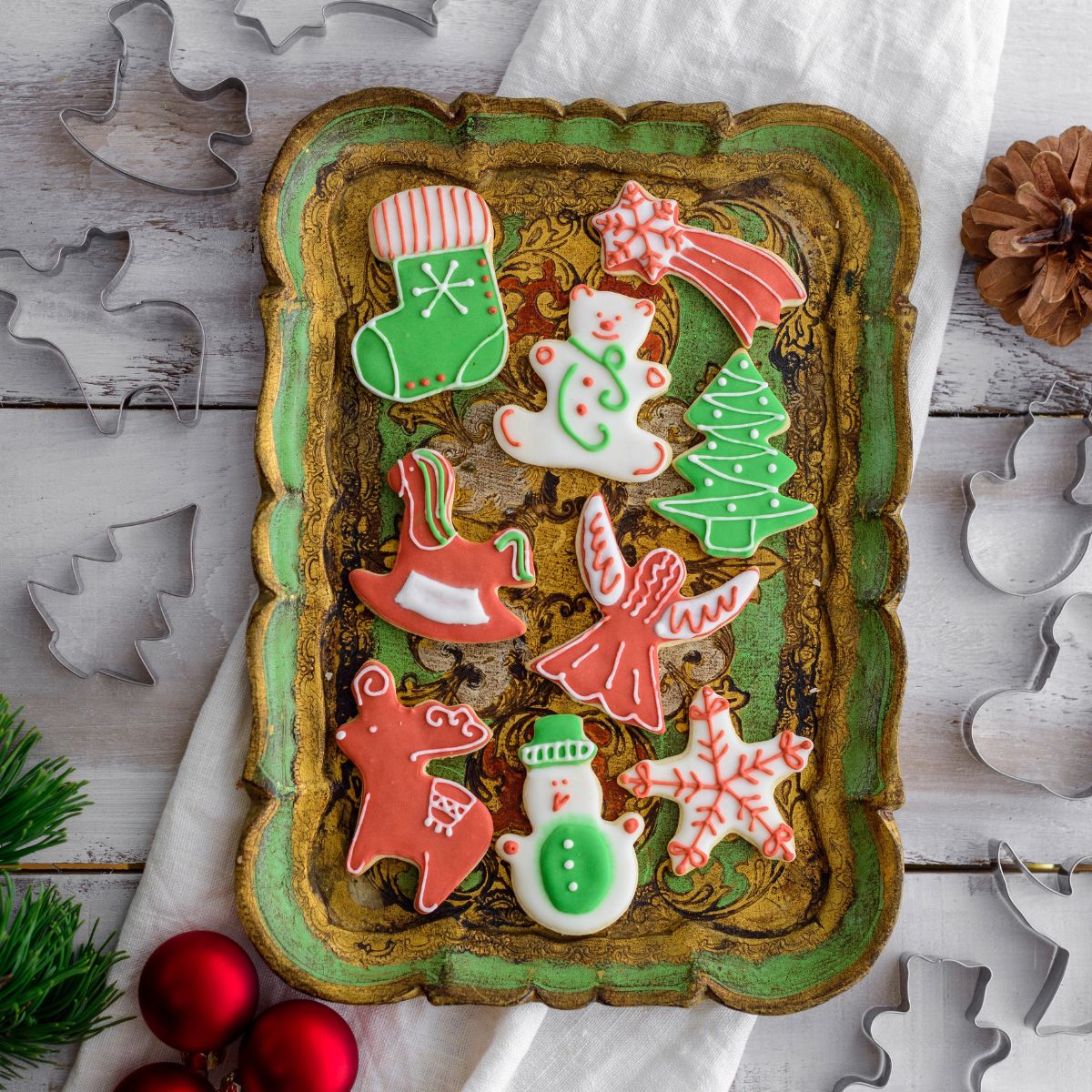 Boîte de 18 emporte-pièces de Noël Noël Zenker - Mathon - 4