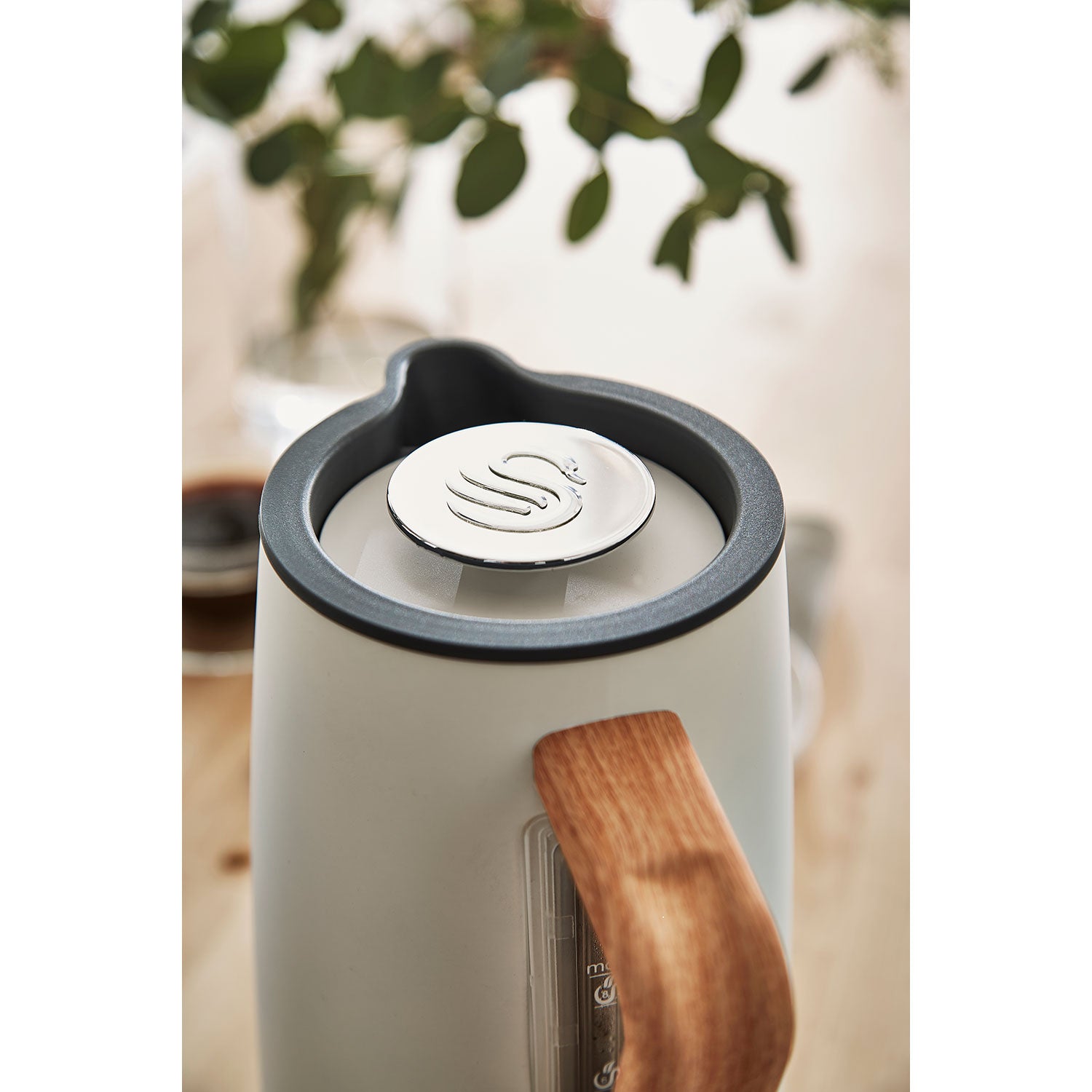 Bouilloire électrique 1,7L Ultra Rapide Sans Fil Design Moderne Nordic 2000 Blanc  SK14610WHTNEU - Mathon - 6