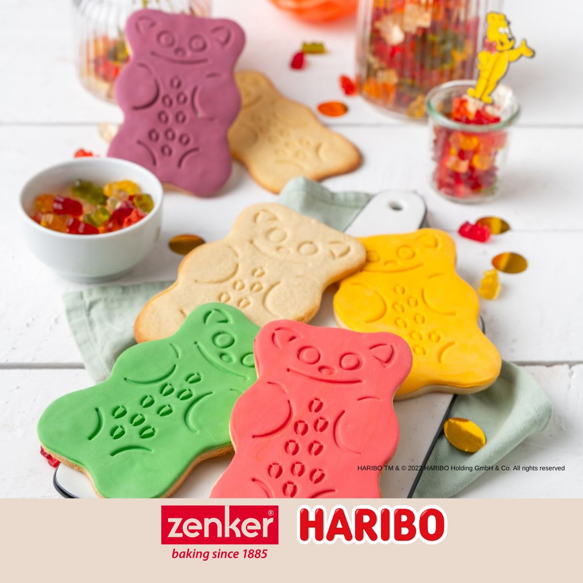 Emporte-pièce biscuits 2 en 1 en plastique Haribo Zenker 